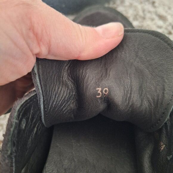 YEEZY Season 6 Sneaker Thick Shaggy Suede Graphite Crepe Tonal Sole Size 39 - Picture 9 of 11